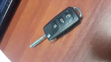 Чип ключ Volkswagen Tiguan 2012 г.в., чип для автозапуска