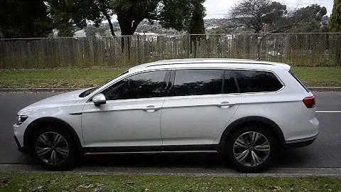 2023 Volkswagen Passat Alltrack Road Test