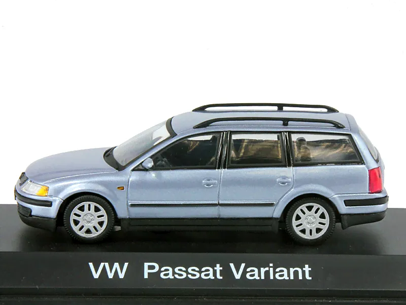 Масштабная модель Volkswagen Passat B5 Variant silver blue met лучшая цена!