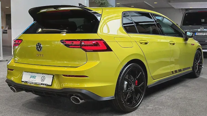 2024 VW Golf GTI (300hp) - Interior and Exterior Walkaround