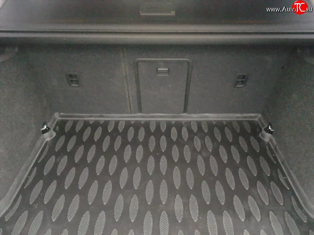 Коврик в багажник Variant Aileron (полиуретан) Volkswagen Passat ( B6, B7) (2005-2015)