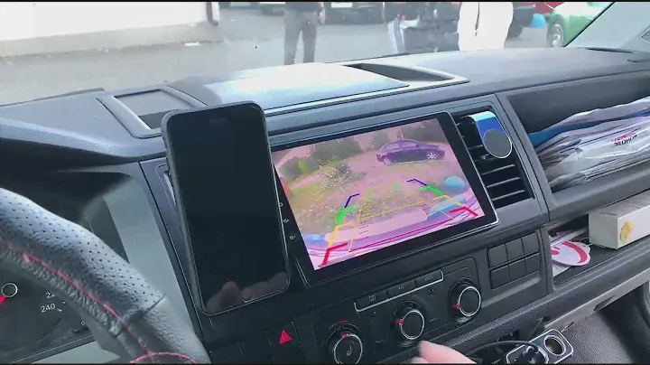 Volkswagen Caravelle - установка Android системы на базе Teyes и подключили видеокамеру