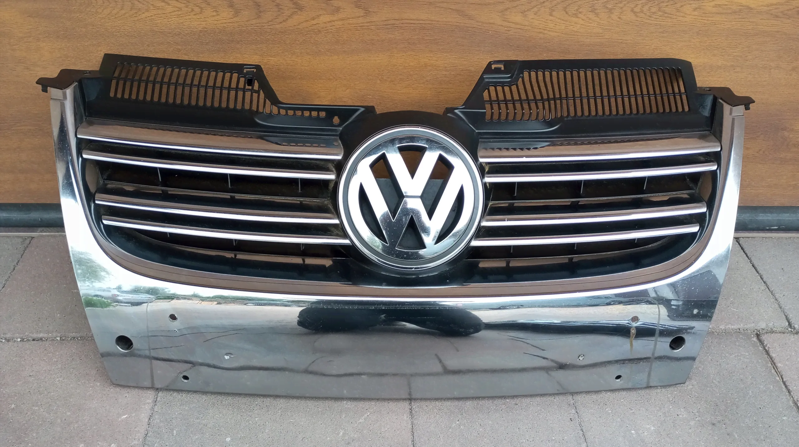 Решетка радиатора Volkswagen Jetta 5 поколение (2005-2011), 9595135-0