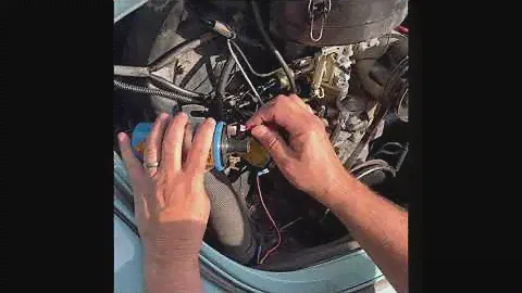 Заменить катушку на VW Beetle 1973 года выпуска.
