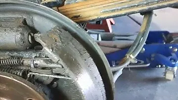 Volkswagen Amarok rear shoes/drum damaged