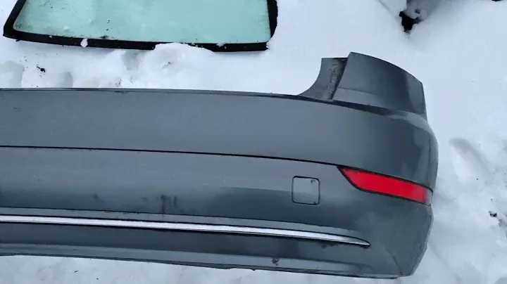 Volkswagen Jetta. Задний бампер