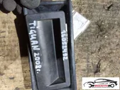 Ручка крышки багажника Volkswagen Tiguan 1 2008г. (артикул 1106-80427832)