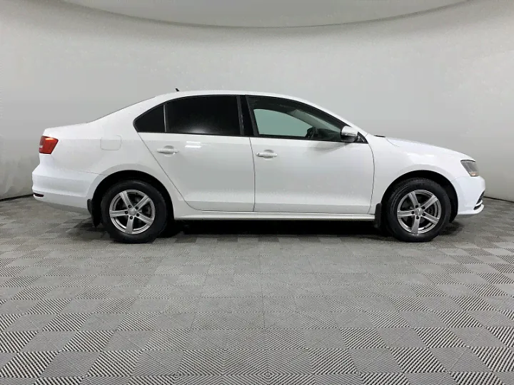 VOLKSWAGEN Jetta 1.6, 2015-4