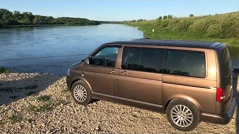 Б/У Фольксваген Мультивен. ПРЕКРАСНО, но ОЧЕНЬ недешево. Это вам не Тойота. Лиса рулит