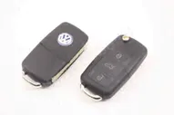 Ключ выкидной Volkswagen 3 квадр. кнопки.