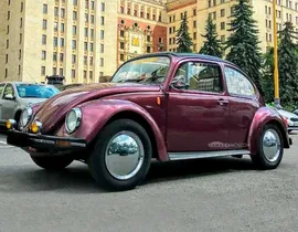 Volkswagen Жук (бордовый)