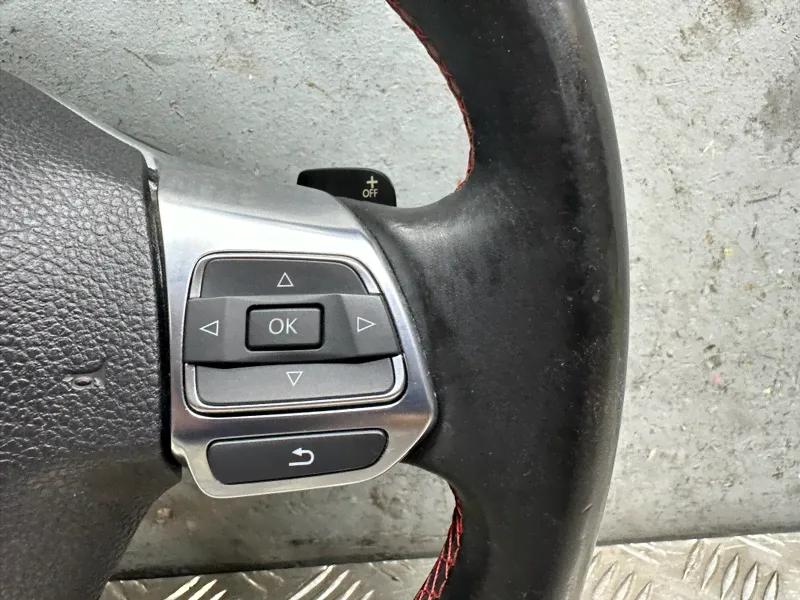 Руль Volkswagen Golf 6 GTI 5K0419091E в Москве-4