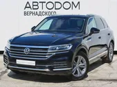 Купить Volkswagen Touareg 2018, 3.0d AT 4WD (249 л.с.) Чёрный с пробегом 54000 км / 5666042 по цене от 5 249 000 руб в АВТОДОМ - официальный дилер в Москве