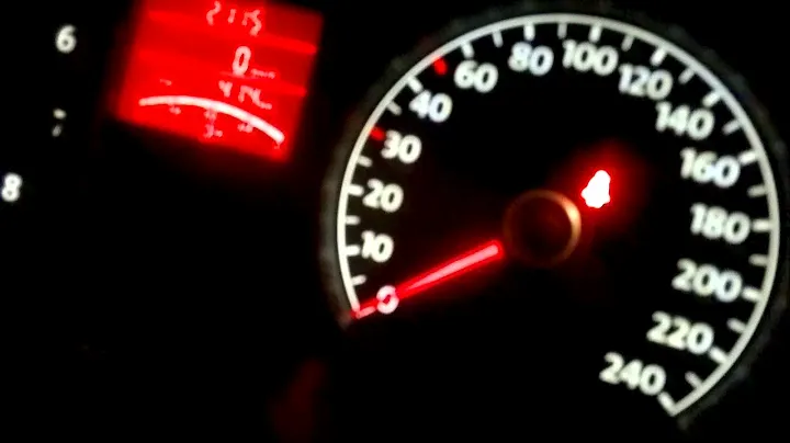 Поло седан и ремень безопасности