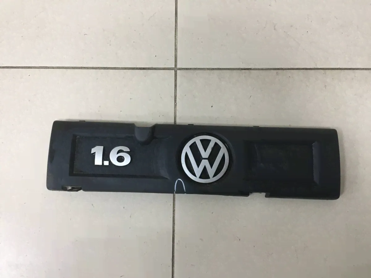 Крышка двигателя декоративная Volkswagen Polo (Sed RUS) 2011>-0