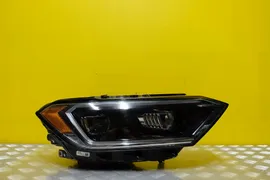 Фара правая Volkswagen Jetta 7 поколение (2018-2020), 7695218