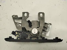 Кнопка открывания багажника Volkswagen Passat B5