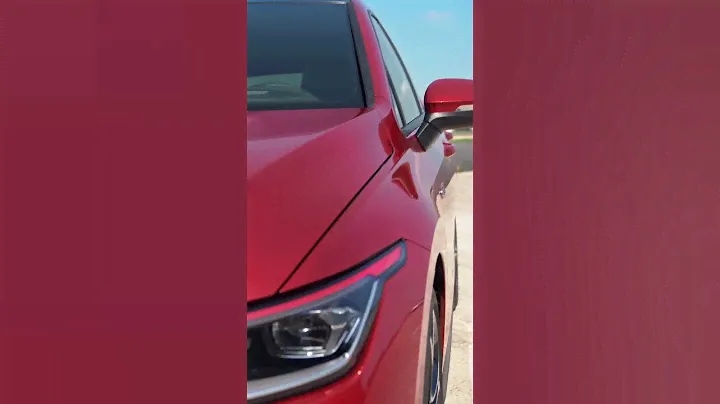 The new Golf GTI 2024: Tradition, dynamism, exclusivity! 🚘
