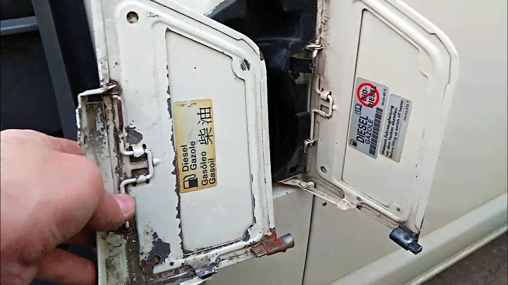 VW T5 Замена лючка бензобака на Лючок с разбора. болтаться больше не будет ®️