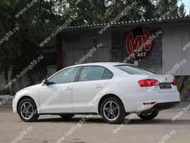 Пороги в стиле GLI, Volkswagen Jetta VI 2010-