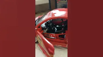 Коллекционная модель Volkswagen New Beetle Cup 1/18 Bburago