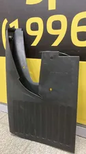 Брызговик Volkswagen LT 28-35 2000г. (артикул LSK-9018820105VW)