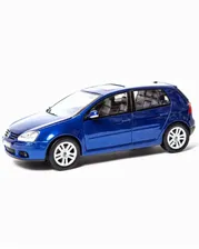 Машина Volkswagen Golf V 1:18 Bburago (Ббураго) в ассорт.