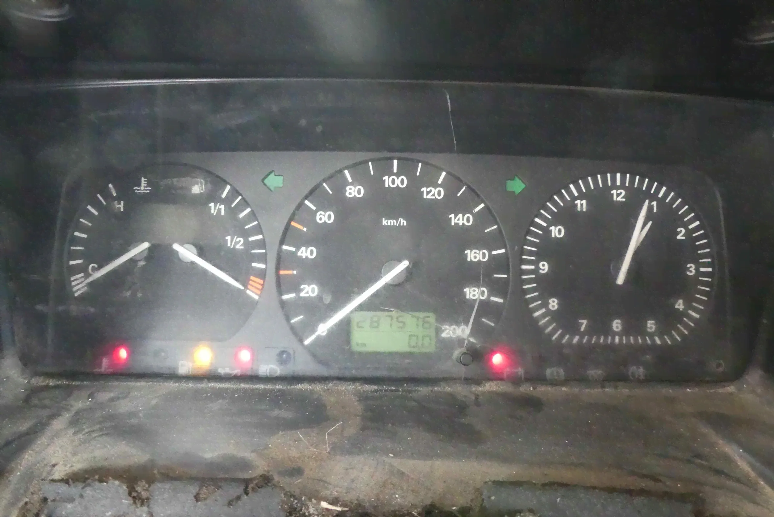 Щиток приборов (приборная панель) Volkswagen Transporter T4 (1990-1997), 8361352-0