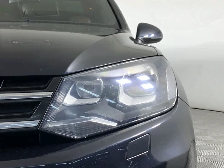 VOLKSWAGEN Touareg 3.6, 2014-1