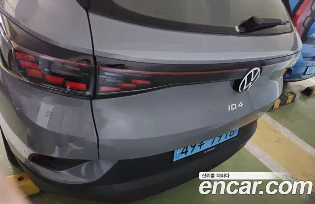 Volkswagen ID.4, 2022-4