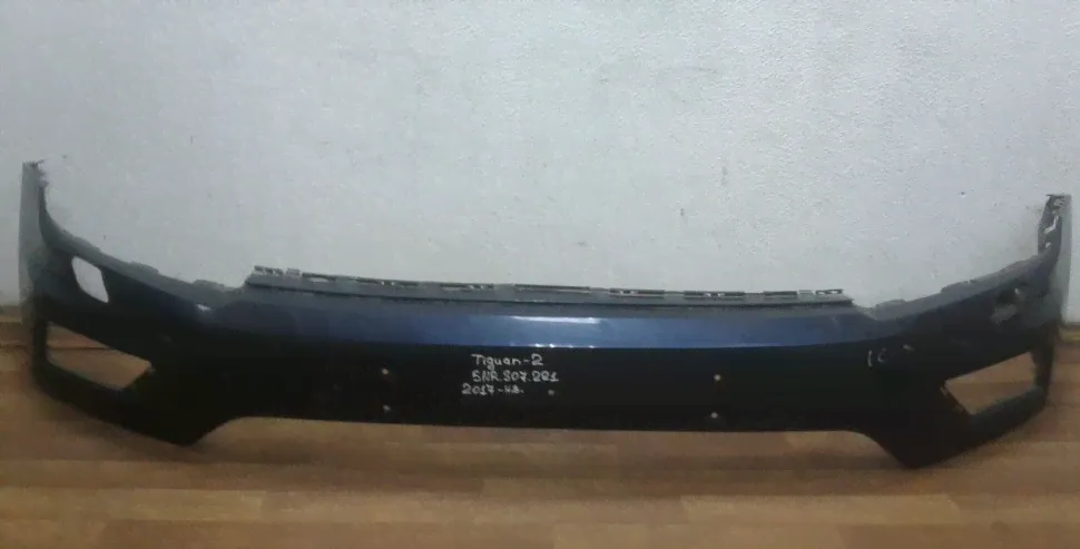 Бампер передний Volkswagen Tiguan 2 oem 5nr807221-0