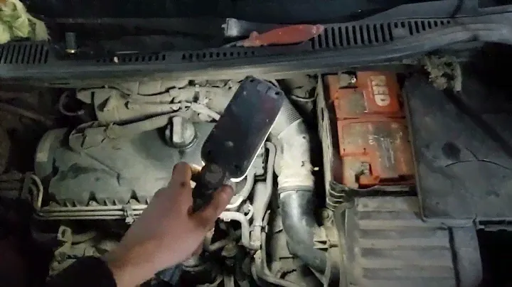 ЗАМЕНА ДАТЧИКА ТЕМПЕРАТУРЫ ОХЛАЖДАЮЩЕЙ ЖИДКОСТИ в VW CADDY 2.0 SDI Ошибка P0118