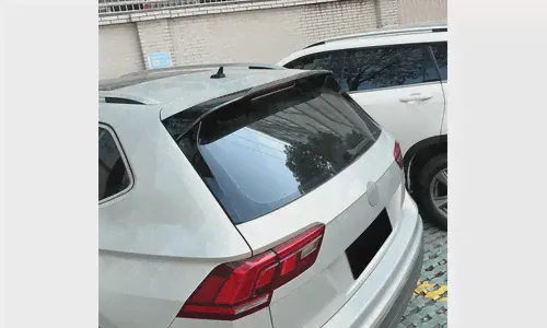 Спойлер и накладки на стекло Volkswagen Tiguan 2016-, черный