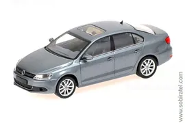 Volkswagen Jetta 2010 Grey 1:43 Minichamps