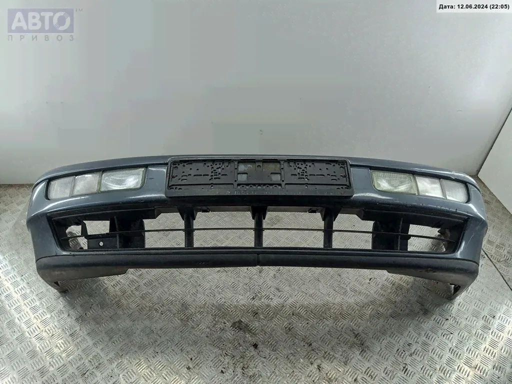 Бампер передний Volkswagen Passat B4-0
