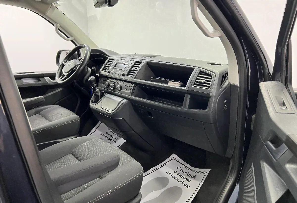 Volkswagen Multivan T6, 2.0 Дизель, 2017 г.-2