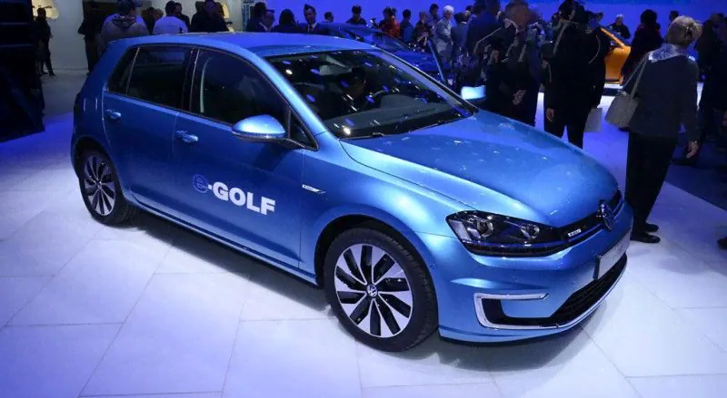 ЭЛЕКТРОМОБИЛЬ VOLKSWAGEN E-GOLF-3