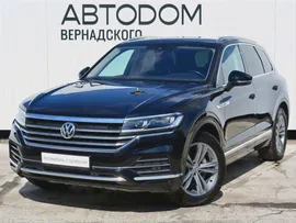 Купить Volkswagen Touareg 2018, 3.0d AT 4WD (249 л.с.) Чёрный с пробегом 54000 км / 5666042 по цене от 5 249 000 руб в АВТОДОМ - официальный дилер в Москве