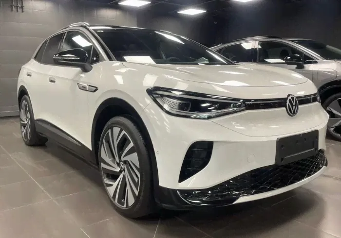 Volkswagen ID.4, 2023 X Electro AT 230 кВт 4WD-0
