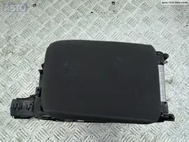 Подлокотник Volkswagen Golf-5