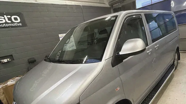2012 Volkswagen Multivan retrofitted with OEM parking aid front/rear + camera + rns510