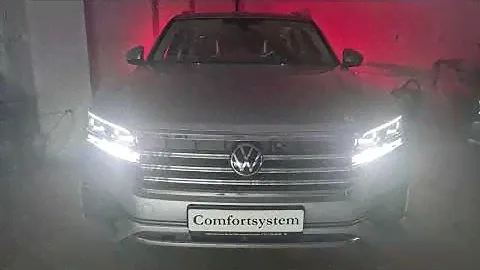 VW Touareg CR III  -  дооснащение ассистентами  ( Retrofitting With Assistants )