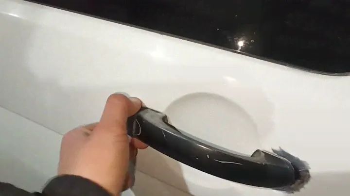 Как снять ручку двери Volkswagen T5/How to remove the Volkswagen Transporter T 5 sliding door handle