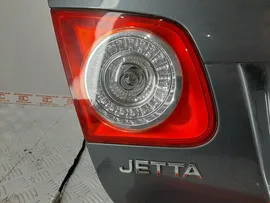 Крышка (дверь) багажника Volkswagen Jetta (1K5), Jetta (1K5)