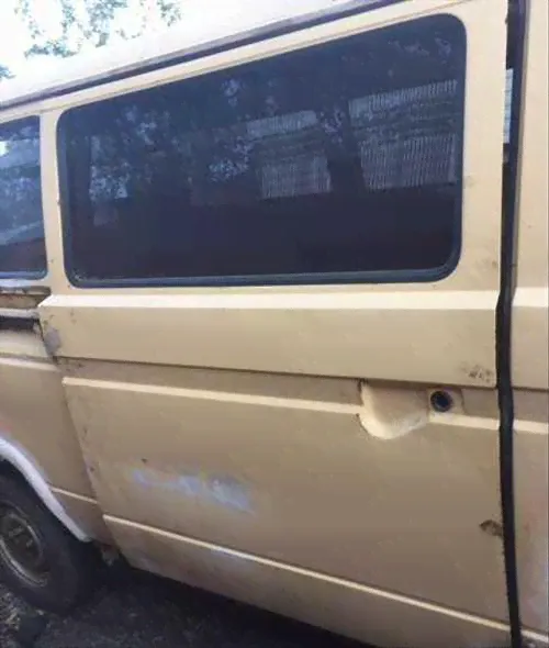 Сдвижная дверь Volkswagen Transporter T3, T2-0