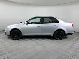 VOLKSWAGEN Jetta 1.6, 2009