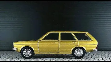 Volkswagen Passat (B1) variant 【Diecast Model 1/43】Schuco