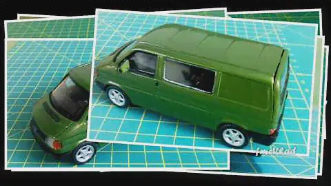 repainting of 1:43 VW Transporter T4 (die-cast)