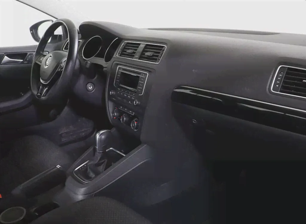 Volkswagen Jetta VI Рестайлинг-3