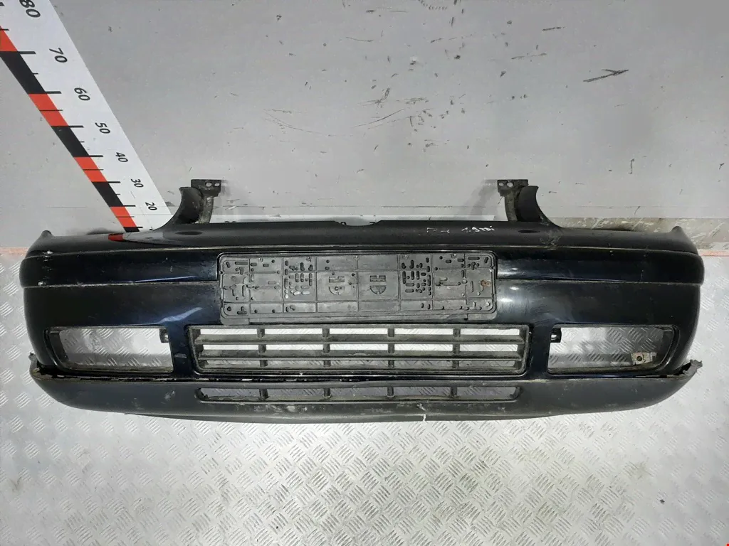 Бампер передний Volkswagen Golf 4, Golf 4-4
